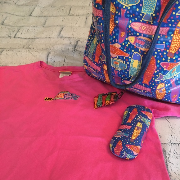 Pink Fish Tee - Picture 6 of 6